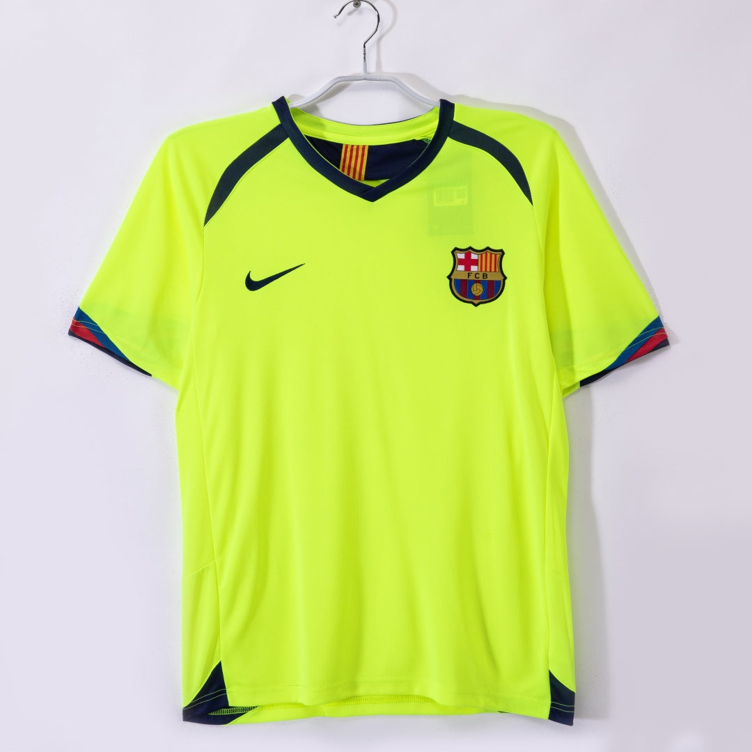 Barcelona 2005/06 Away Retro Jersey
