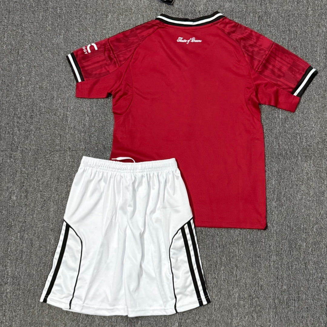 Manchester United 2025/26 Home Kids Kit