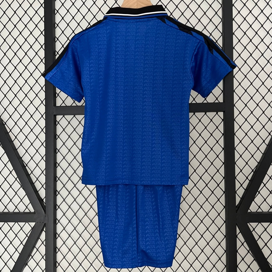 Argentina 2005/06 Kids Home Retro Kit