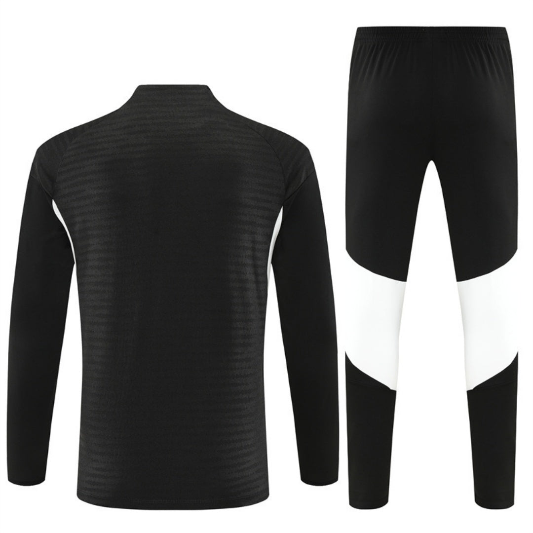 Liverpool 2025/26 Black Special Tracksuit
