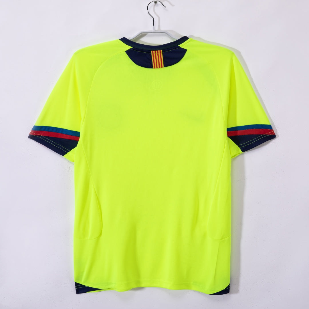 Barcelona 2005/06 Away Retro Jersey
