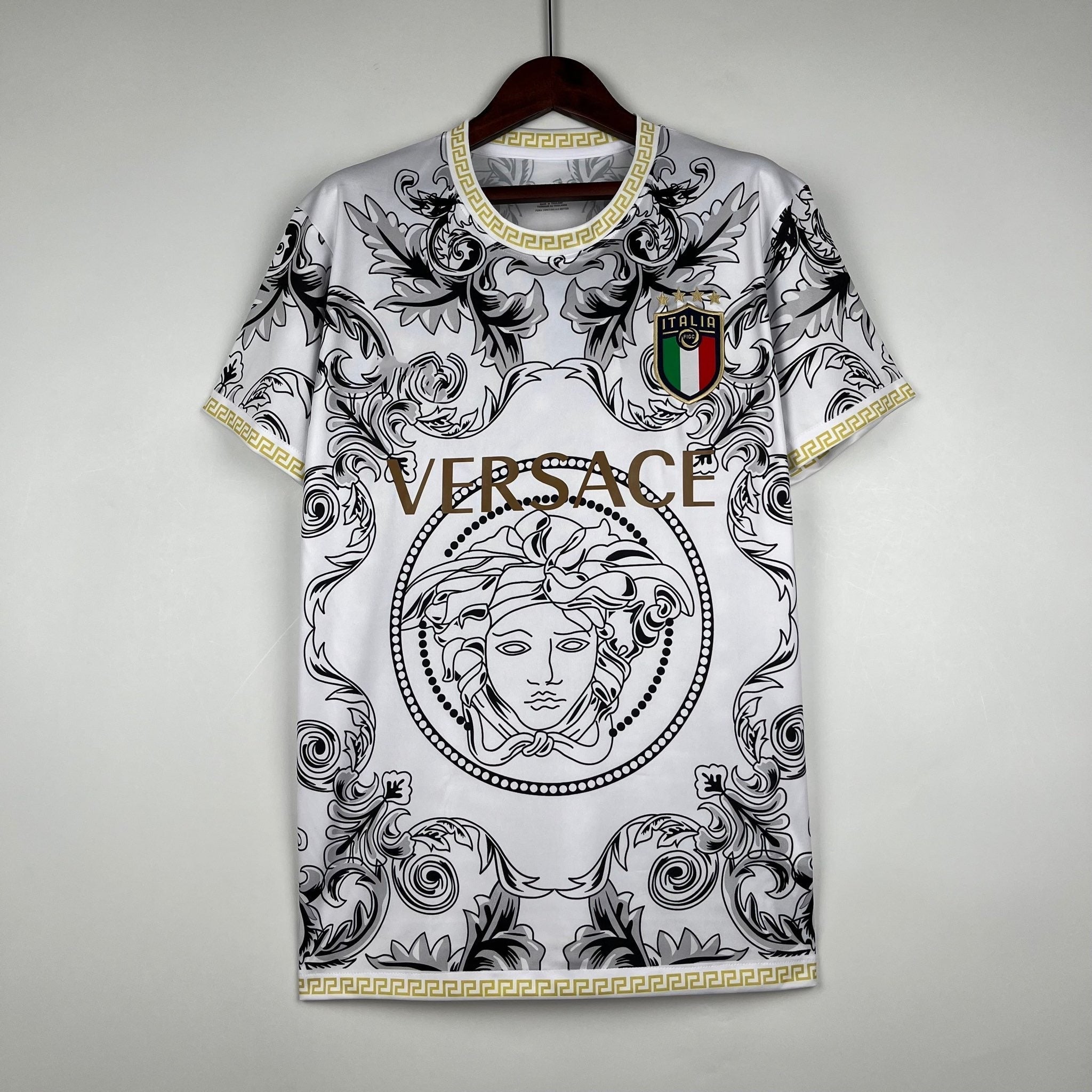 Italie  Concept Blanc Doré 2023 2024