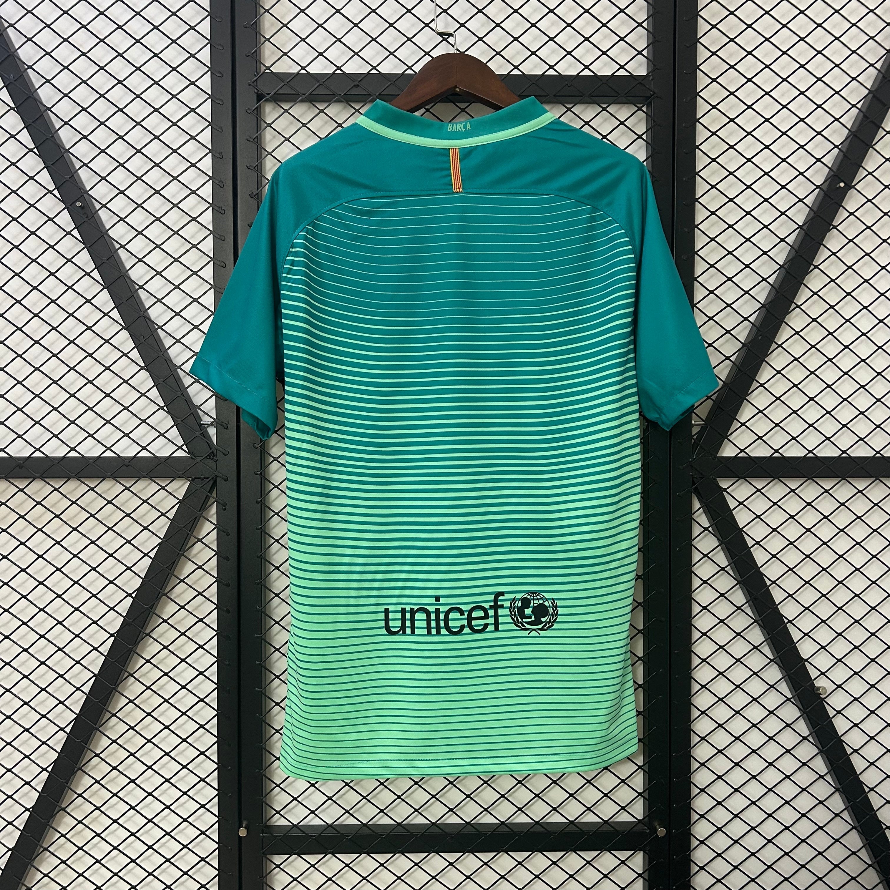 Barcelona 2016/17 Third Retro Jersey