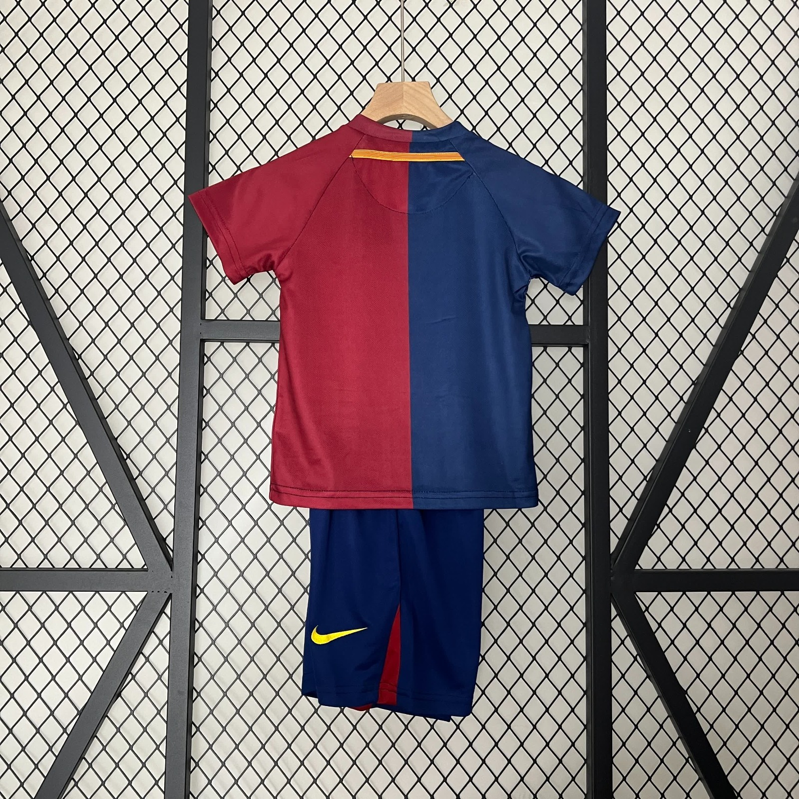 FC Barcelona 2008/09 Retro Kids Jersey